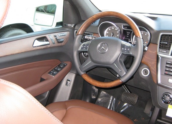 2012 ML350 Brown Satin Wood Wheel