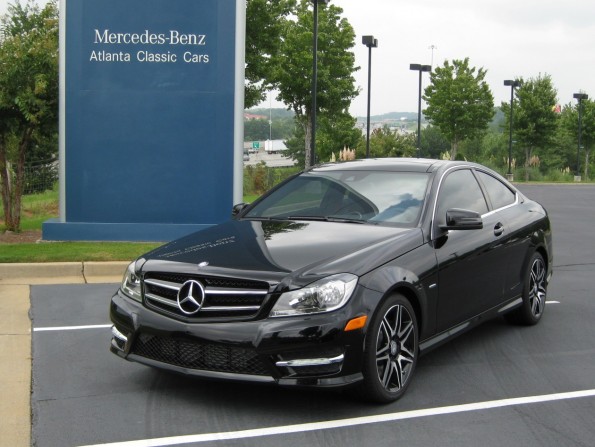 black C250 sport, red seat belts