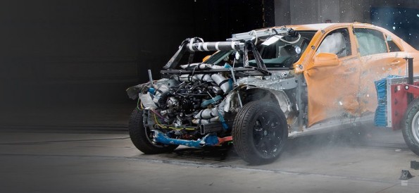 mercedes crash test