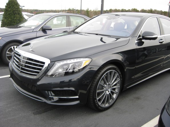 Dark Blue S550 Mercedes