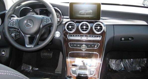Mercedes C300 interior